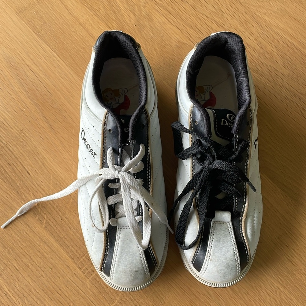 Dexter bowling shoes